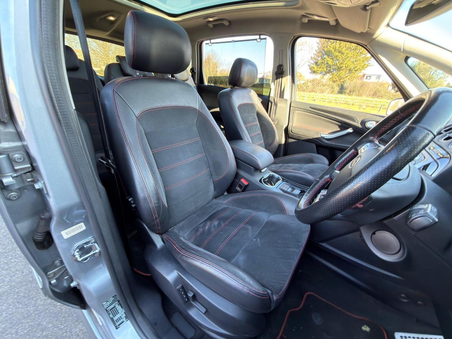 Used Ford S-Max 2014 for sale - 77938190: Photo 37