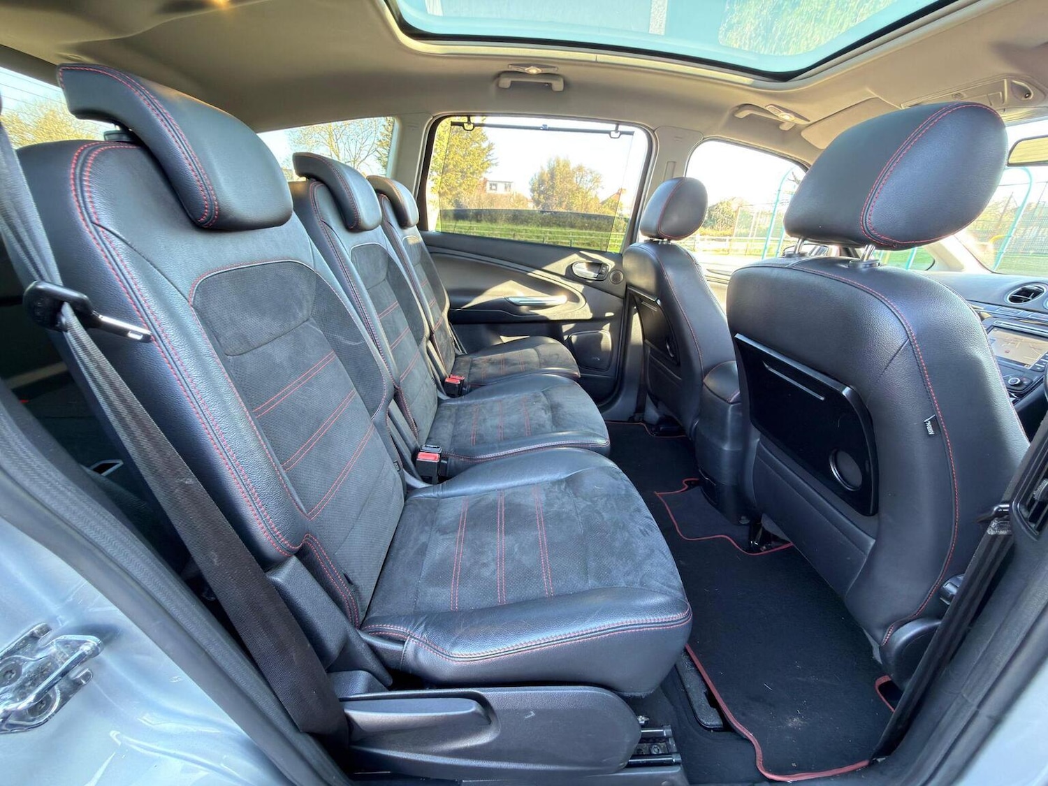 Used Ford S-Max 2014 for sale - 77938190: Photo 42