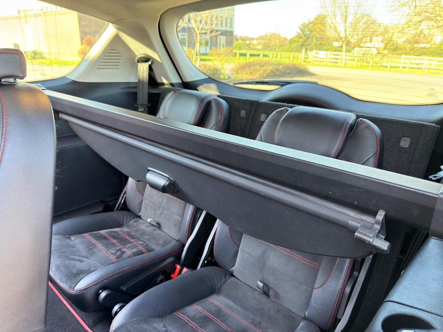 Used Ford S-Max 2014 for sale - 77938190: Photo 44