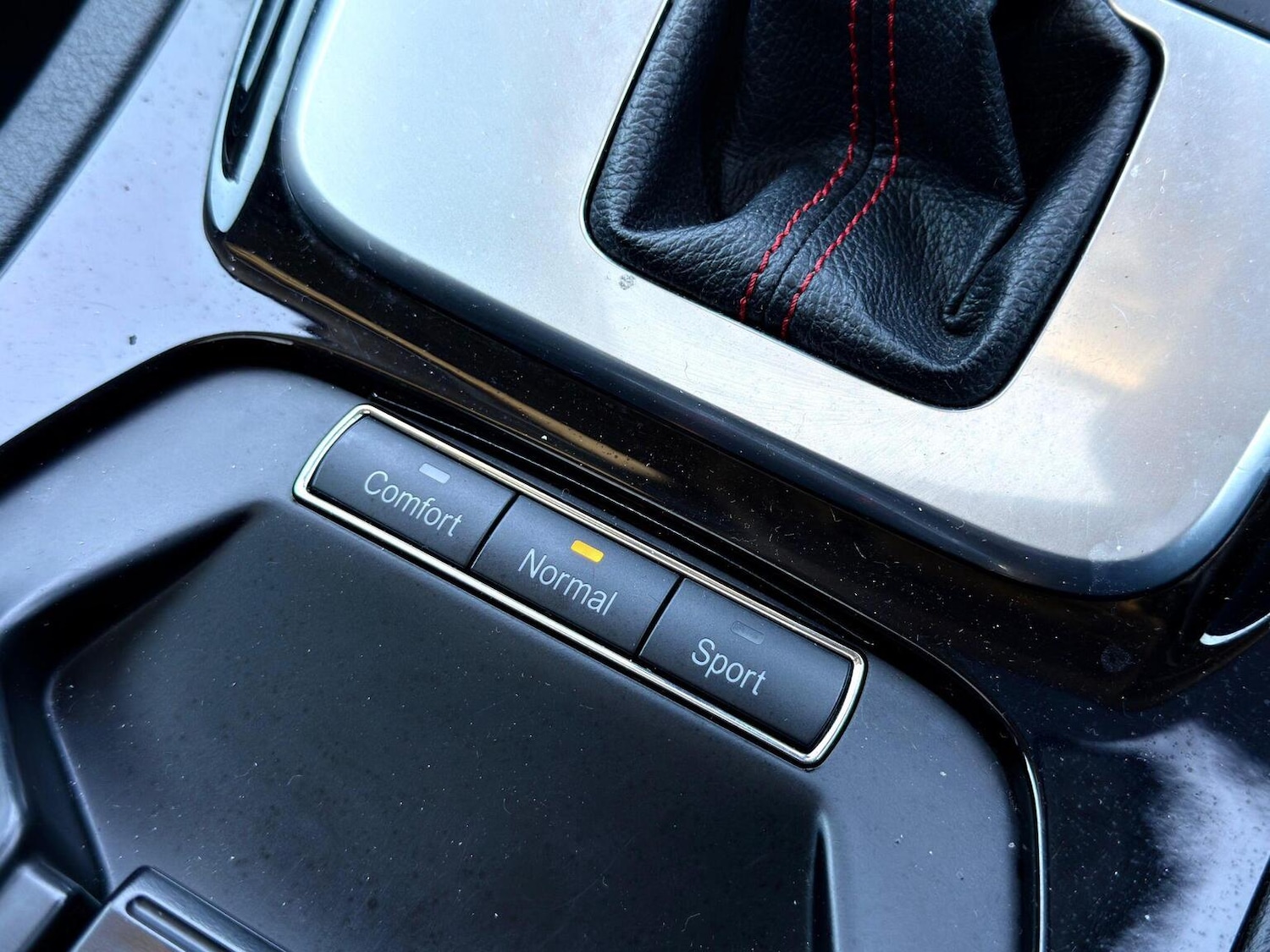 Used Ford S-Max 2014 for sale - 77938190: Photo 57