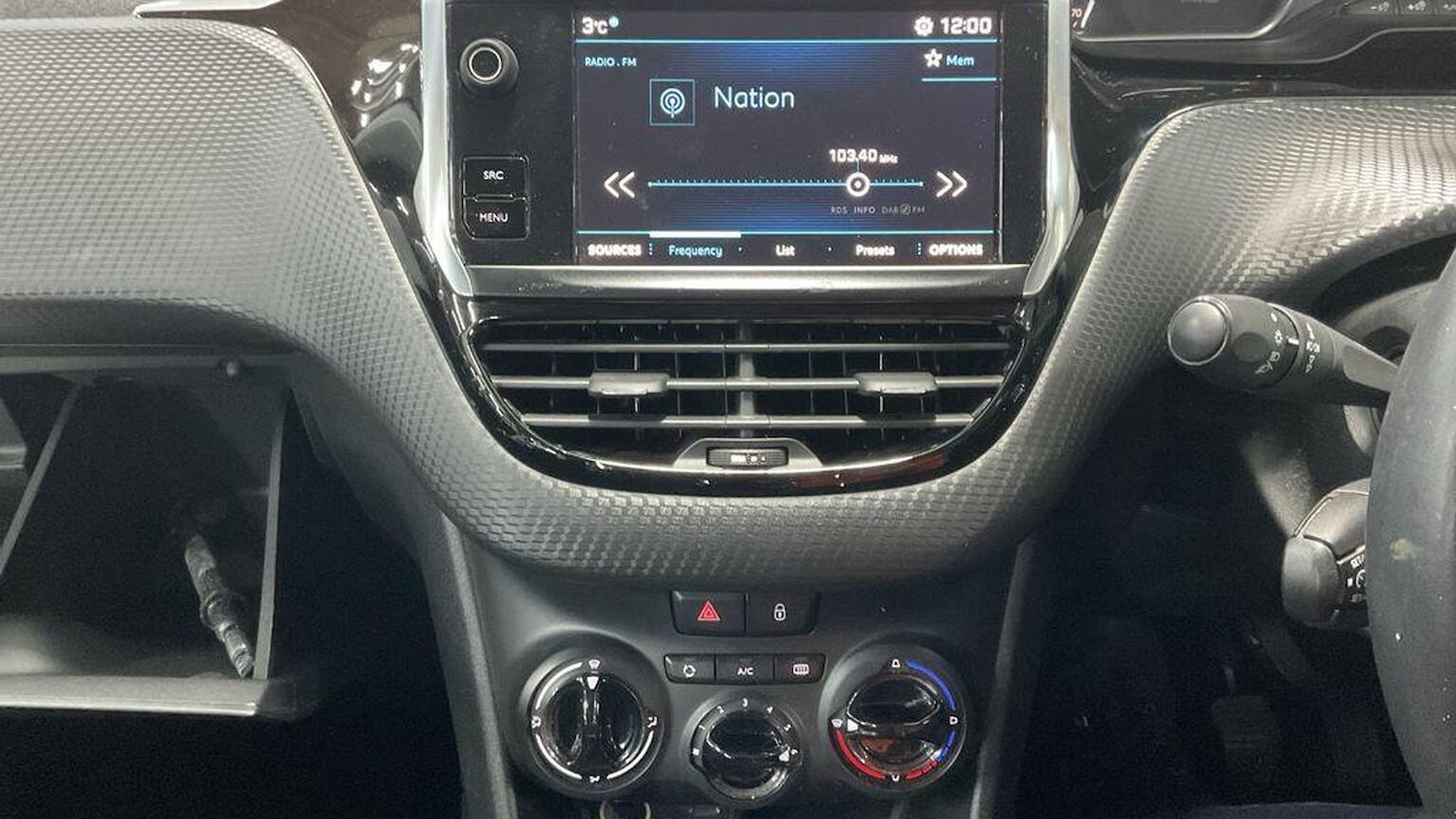 Used Peugeot 208 2018 for sale - 77539220: Photo 7