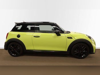 Used MINI Hatch 2022 for sale - 79532219: Photo