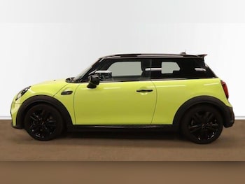 Used MINI Hatch 2022 for sale - 79532219: Photo