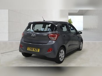Used Hyundai i10 2016 for sale - 78676152: Photo