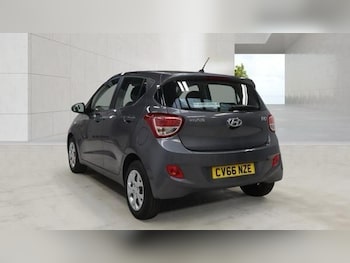 Used Hyundai i10 2016 for sale - 78676152: Photo