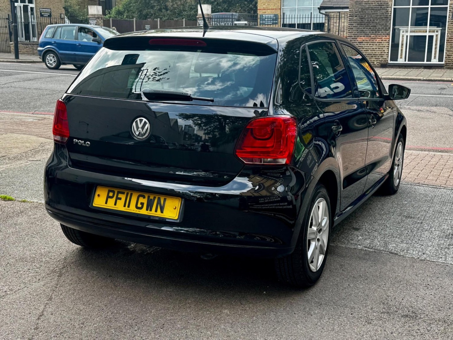 Used Volkswagen Polo 2011 for sale - 77539181: Photo 6