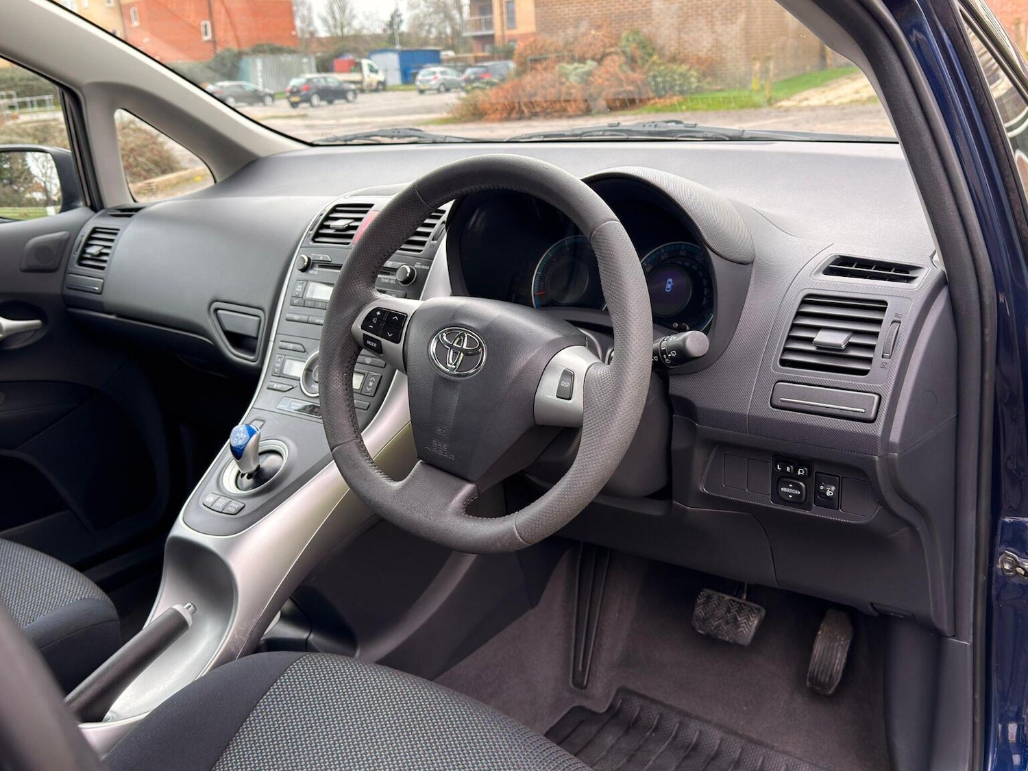 Used Toyota Auris 2010 for sale - 77639017: Photo 27