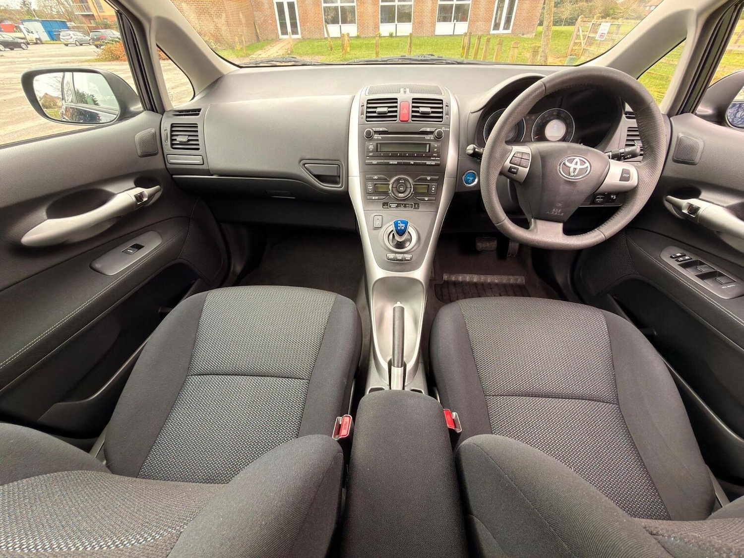 Used Toyota Auris 2010 for sale - 77639017: Photo 29