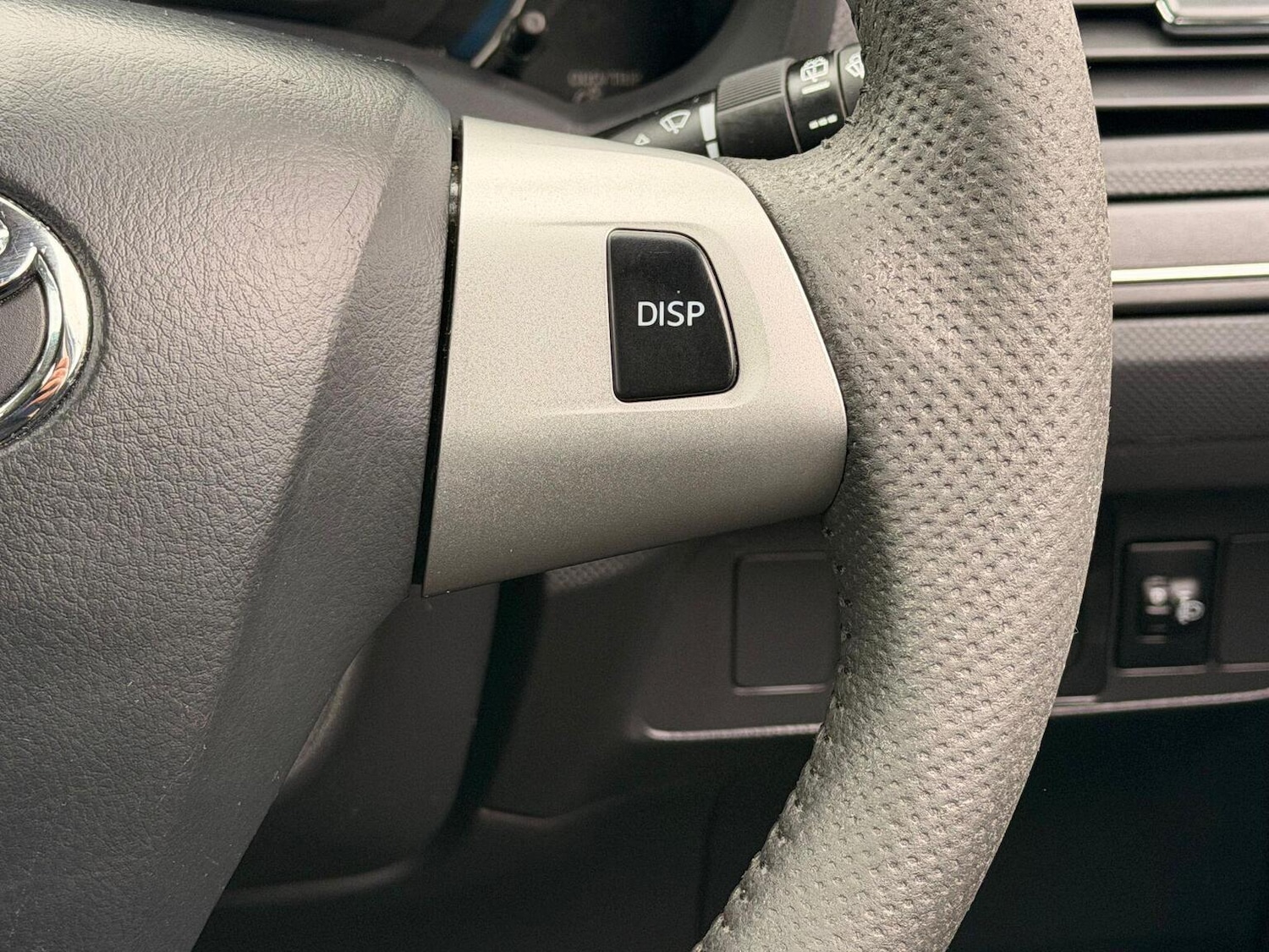 Used Toyota Auris 2010 for sale - 77639017: Photo 45