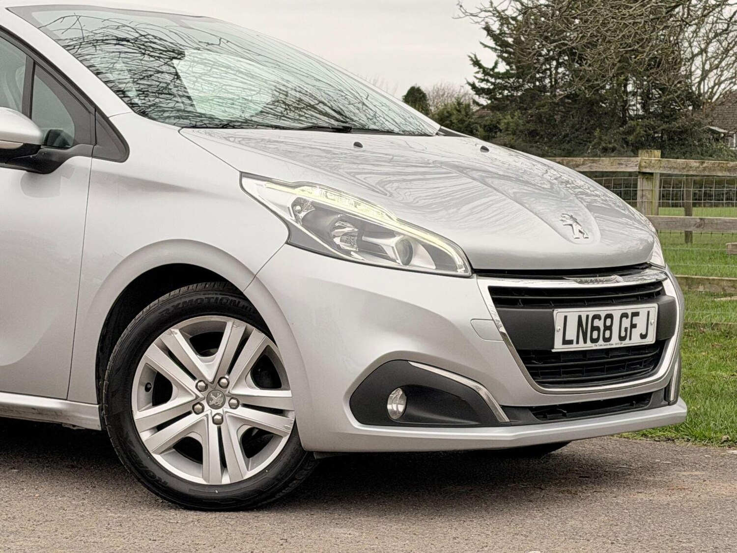 Used Peugeot 208 2018 for sale - 77687623: Photo 12