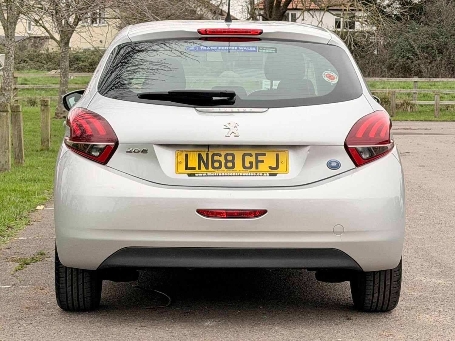Used Peugeot 208 2018 for sale - 77687623: Photo 8