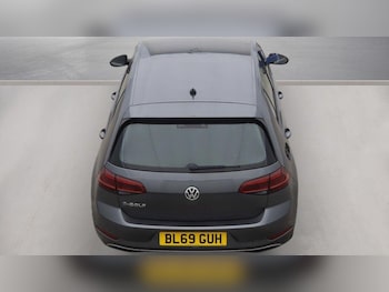 Used Volkswagen Golf 2019 for sale - 79236903: Photo