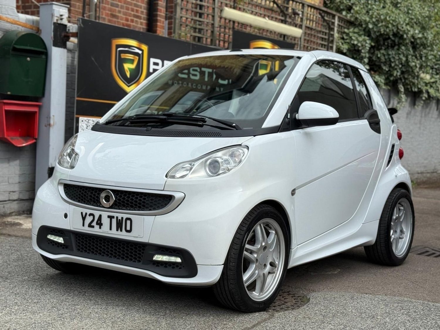 Used smart fortwo 2014 for sale - 77539178: Photo 4