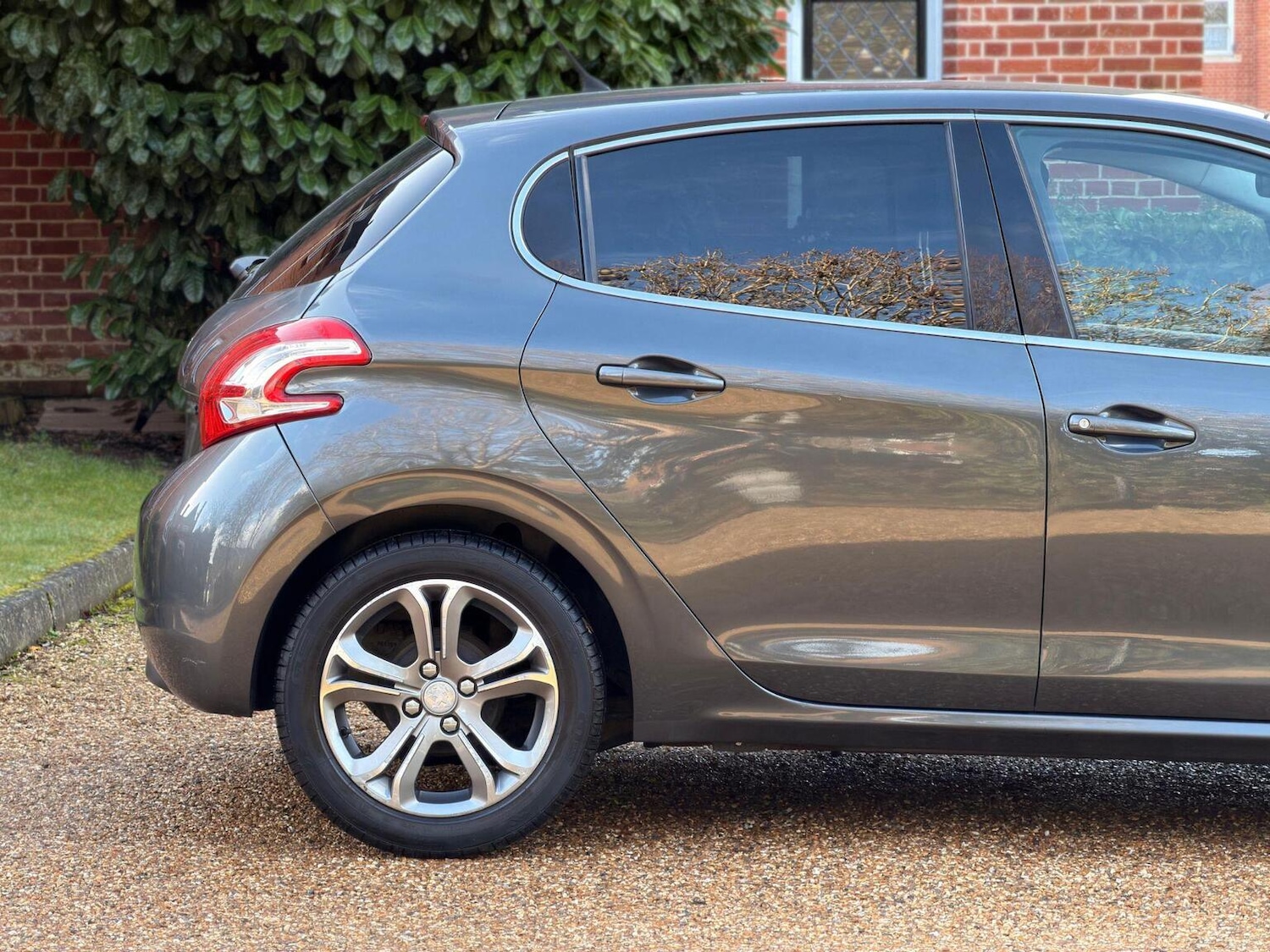 Used Peugeot 208 2013 for sale - 77539202: Photo 16