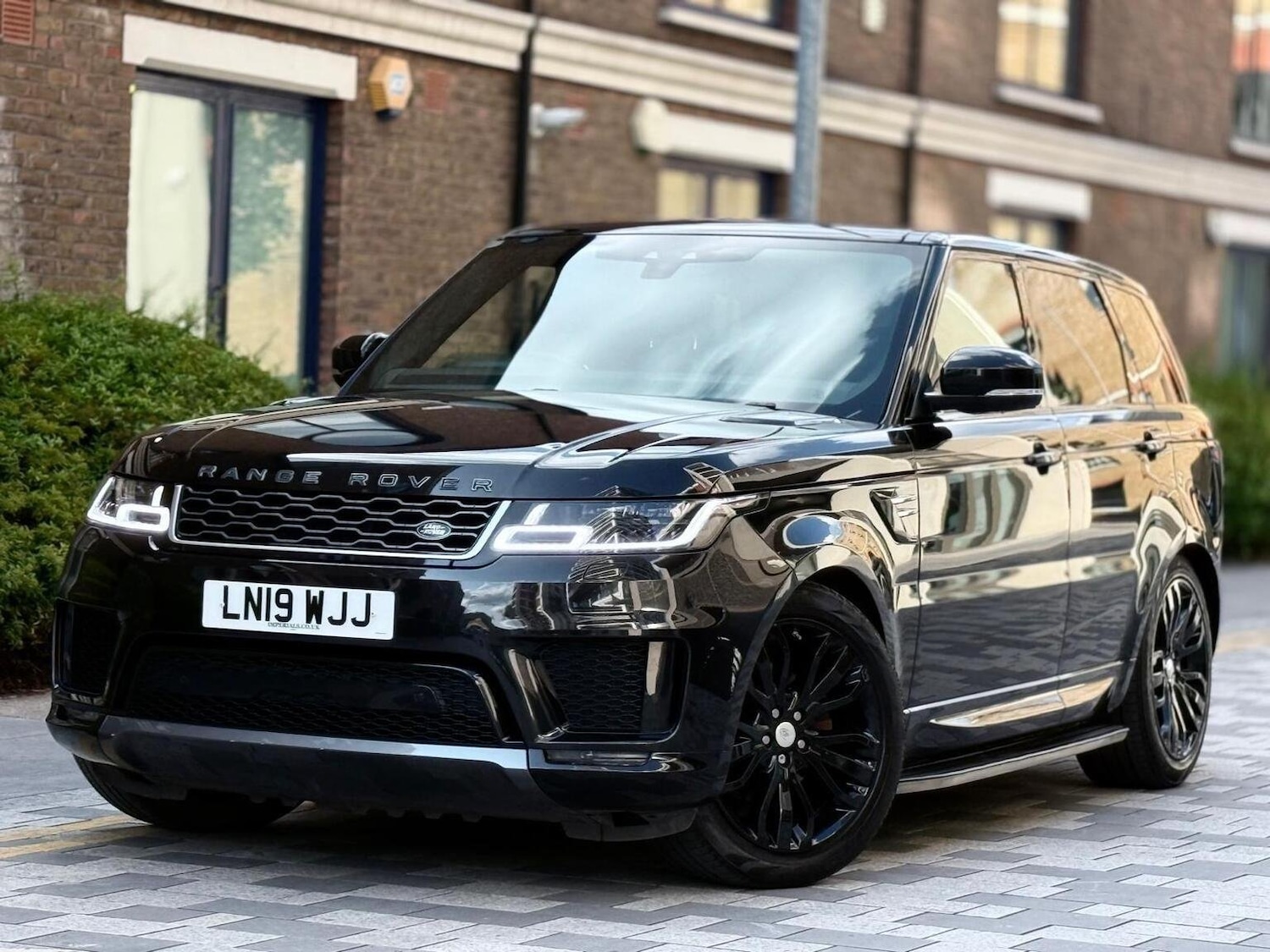 Used Land Rover Range Rover Sport 2019 for sale - 77539180: Photo 3