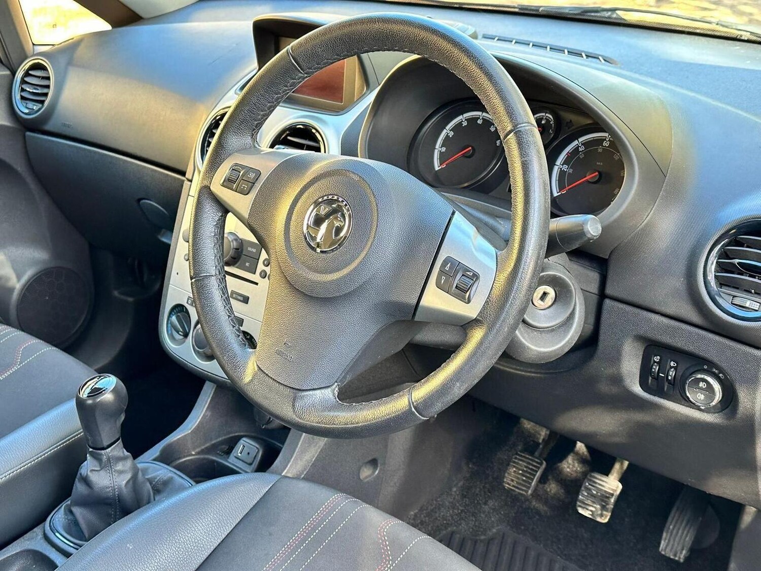 Used Vauxhall Corsa 2013 for sale - 77535948: Photo 22