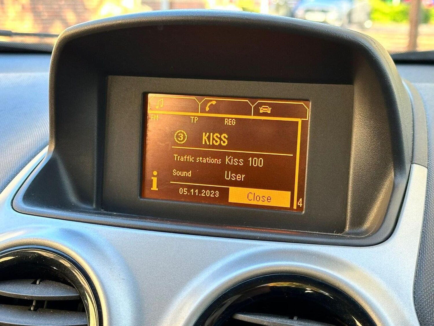 Used Vauxhall Corsa 2013 for sale - 77535948: Photo 31