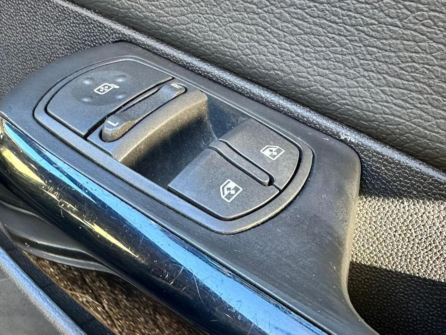 Used Vauxhall Corsa 2013 for sale - 77535948: Photo 33