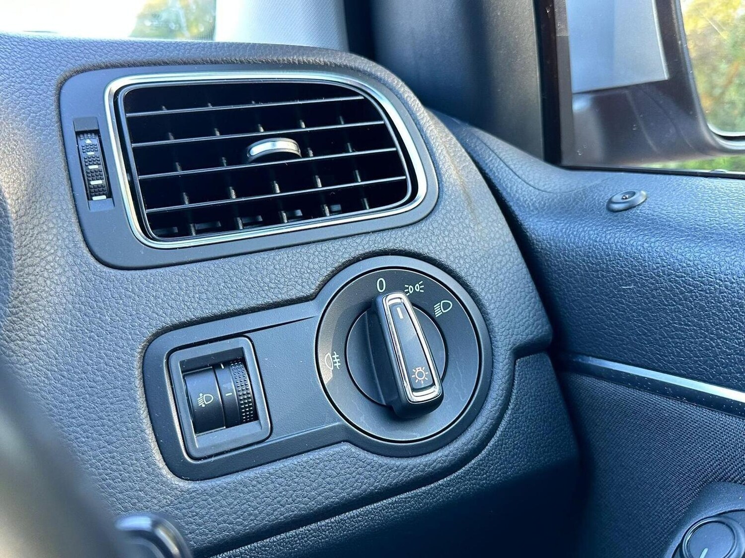 Used Vauxhall Corsa 2013 for sale - 77535948: Photo 34