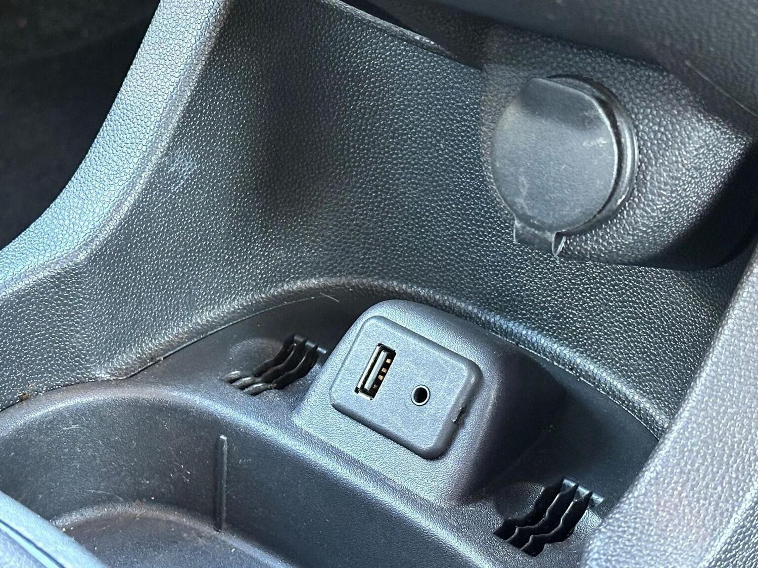 Used Vauxhall Corsa 2013 for sale - 77535948: Photo 36