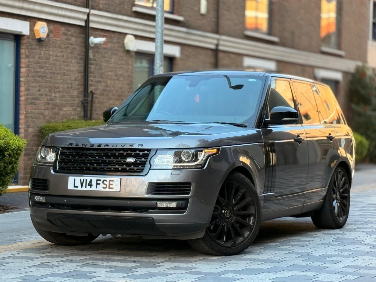 Used Land Rover Range Rover 2014 for sale - 77539194: Photo 2