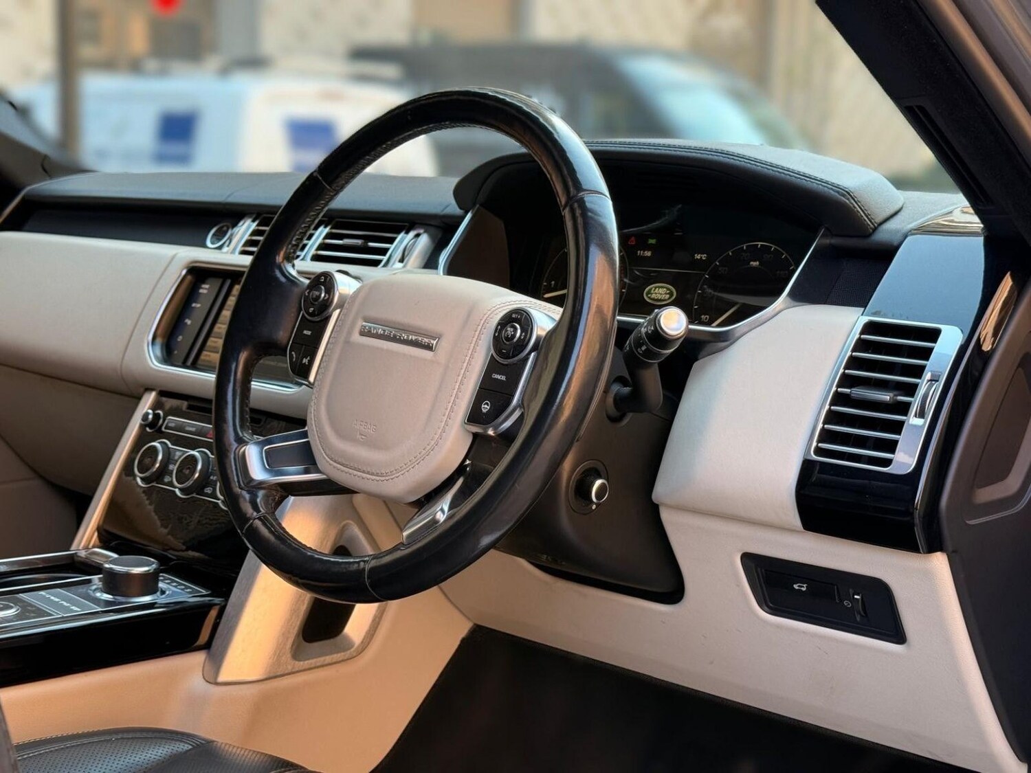 Used Land Rover Range Rover 2014 for sale - 77539194: Photo 28