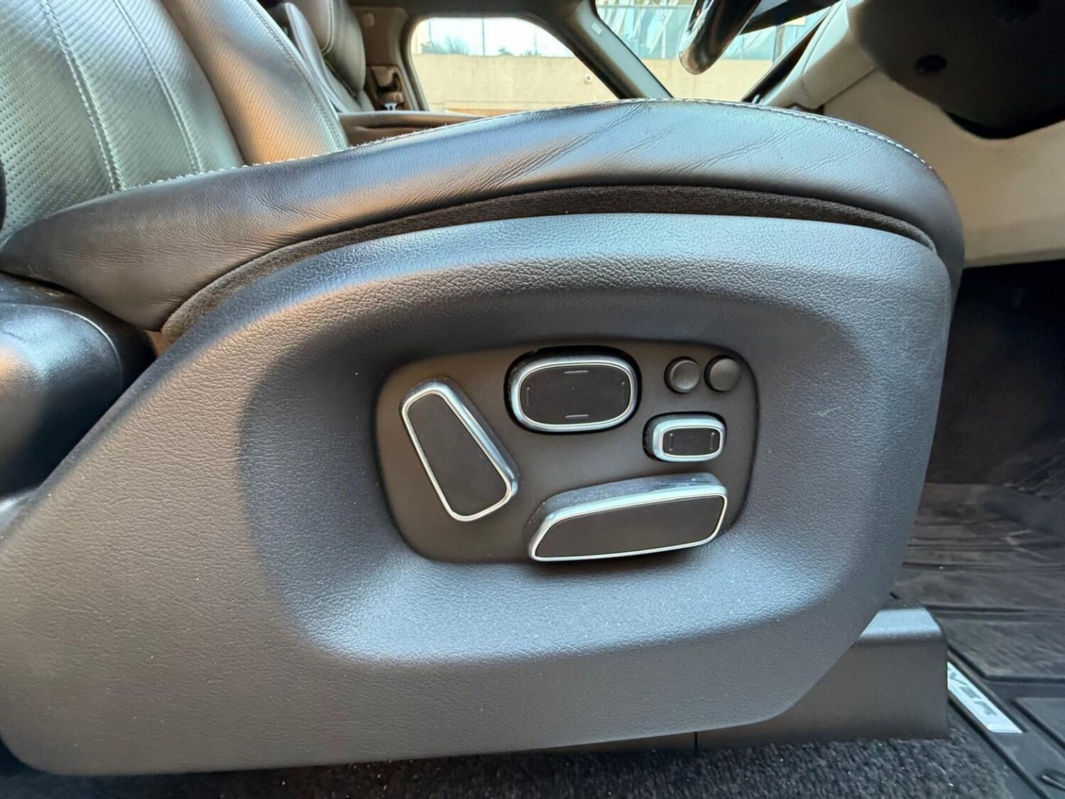 Used Land Rover Range Rover 2014 for sale - 77539194: Photo 43