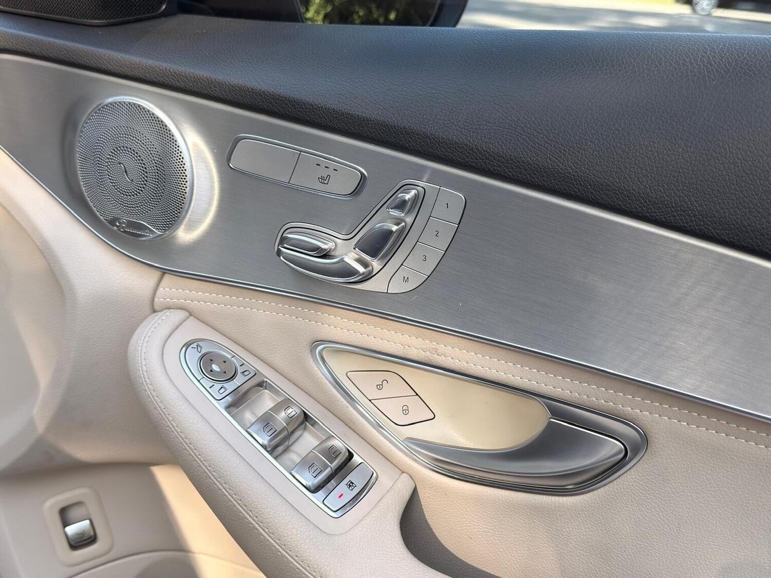 Used Mercedes-Benz C Class 2015 for sale - 77539233: Photo 38