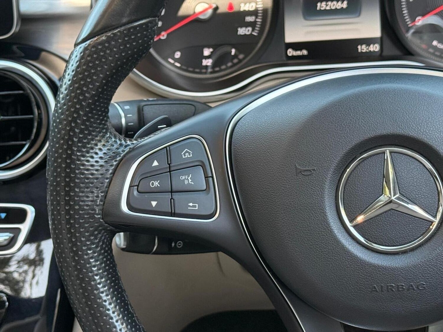 Used Mercedes-Benz C Class 2015 for sale - 77539233: Photo 40