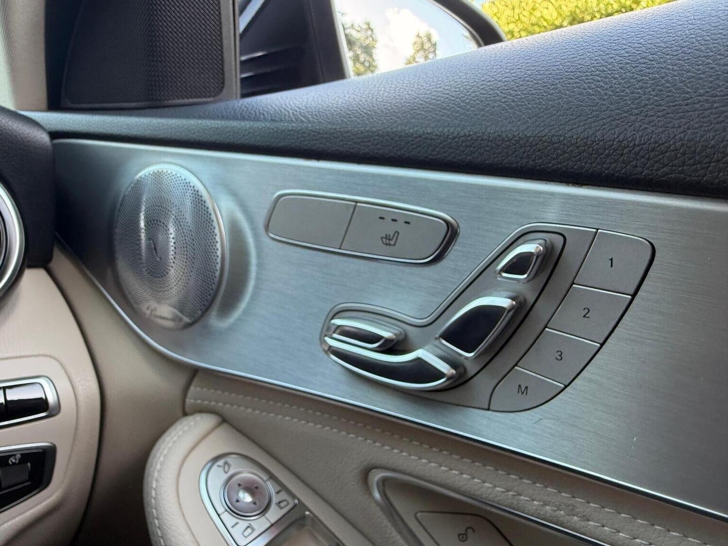 Used Mercedes-Benz C Class 2015 for sale - 77539233: Photo 43