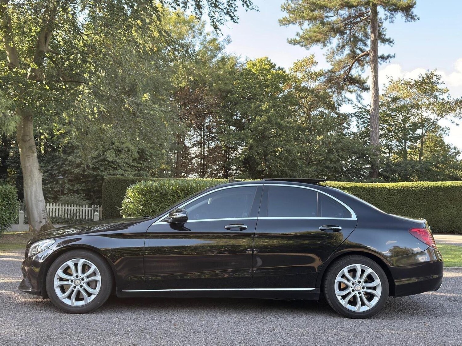 Used Mercedes-Benz C Class 2015 for sale - 77539233: Photo 8