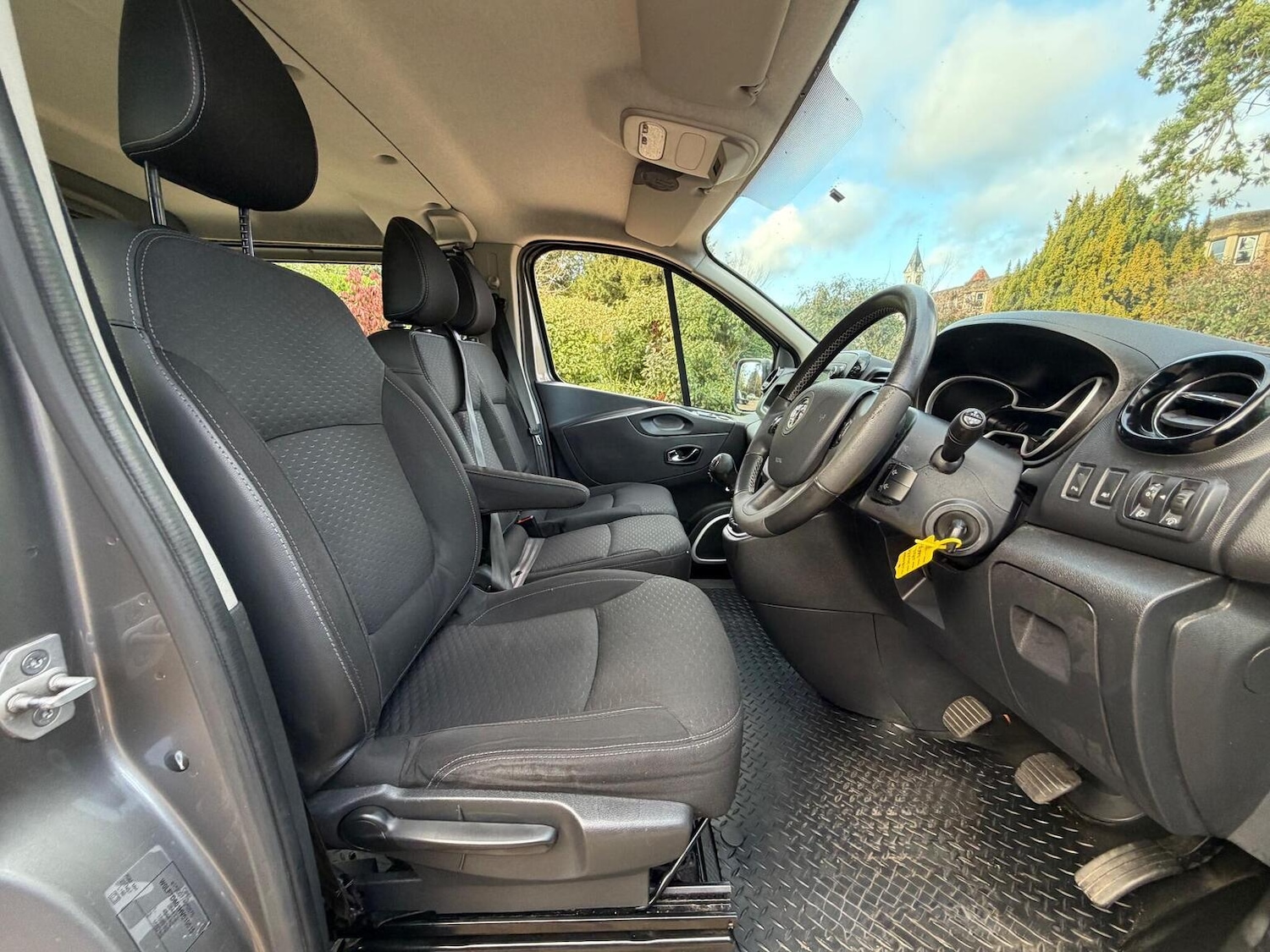 Used Vauxhall Vivaro 2016 for sale - 77539168: Photo 25