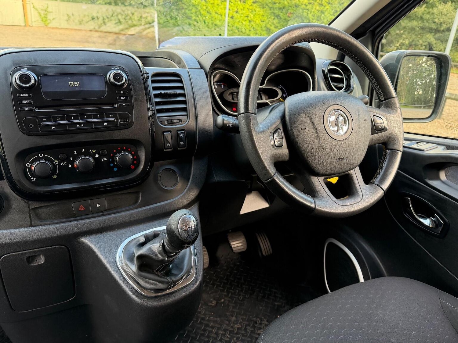 Used Vauxhall Vivaro 2016 for sale - 77539168: Photo 27