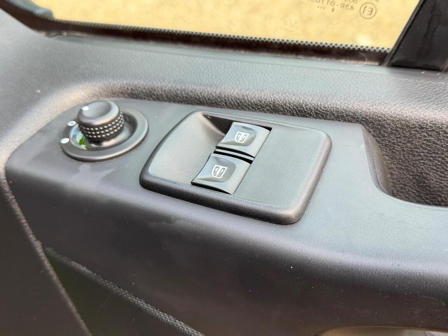 Used Vauxhall Vivaro 2016 for sale - 77539168: Photo 34