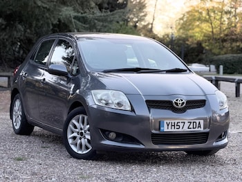 Toyota Auris feature image