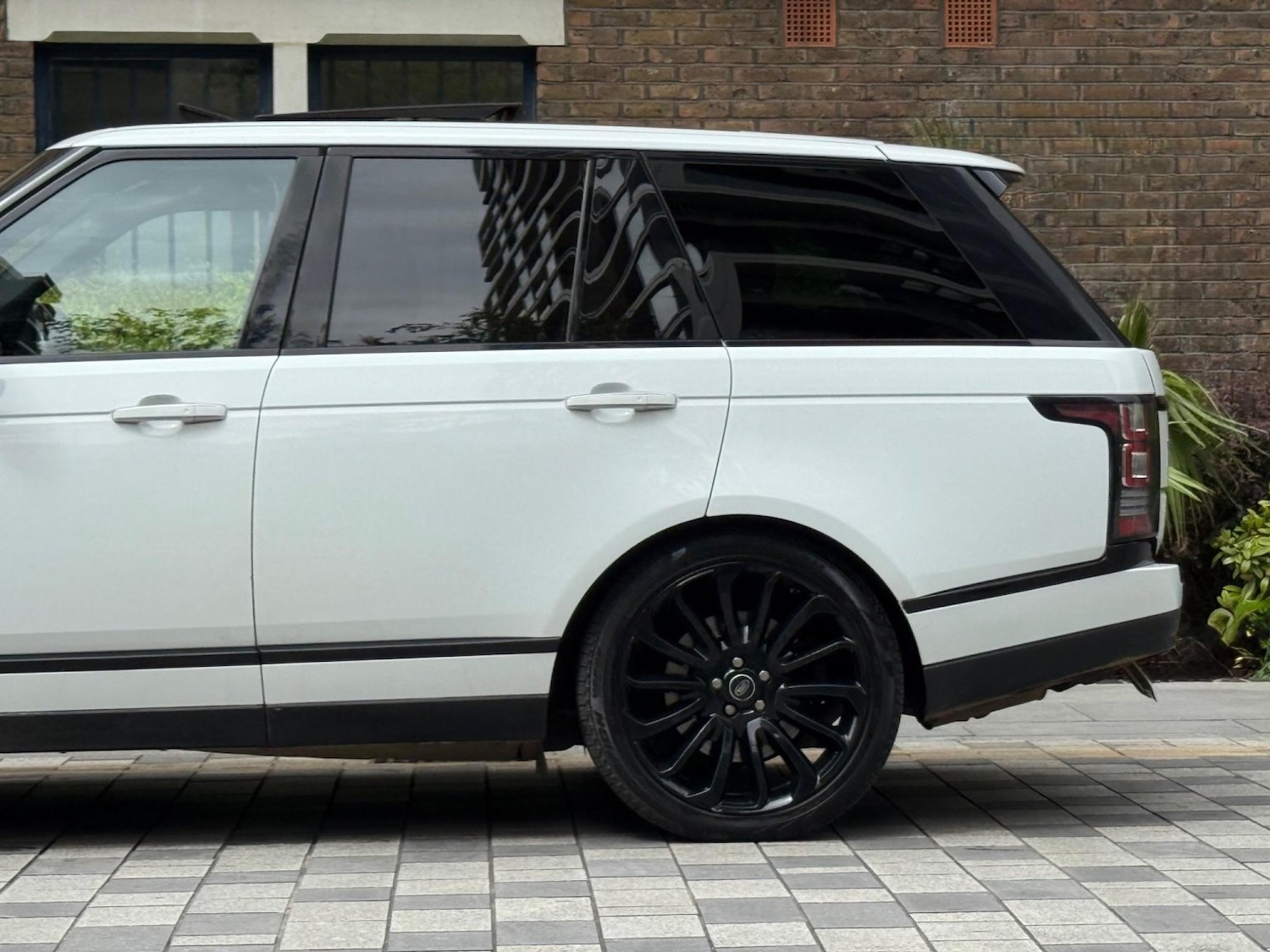 Used Land Rover Range Rover 2014 for sale - 77539187: Photo 10