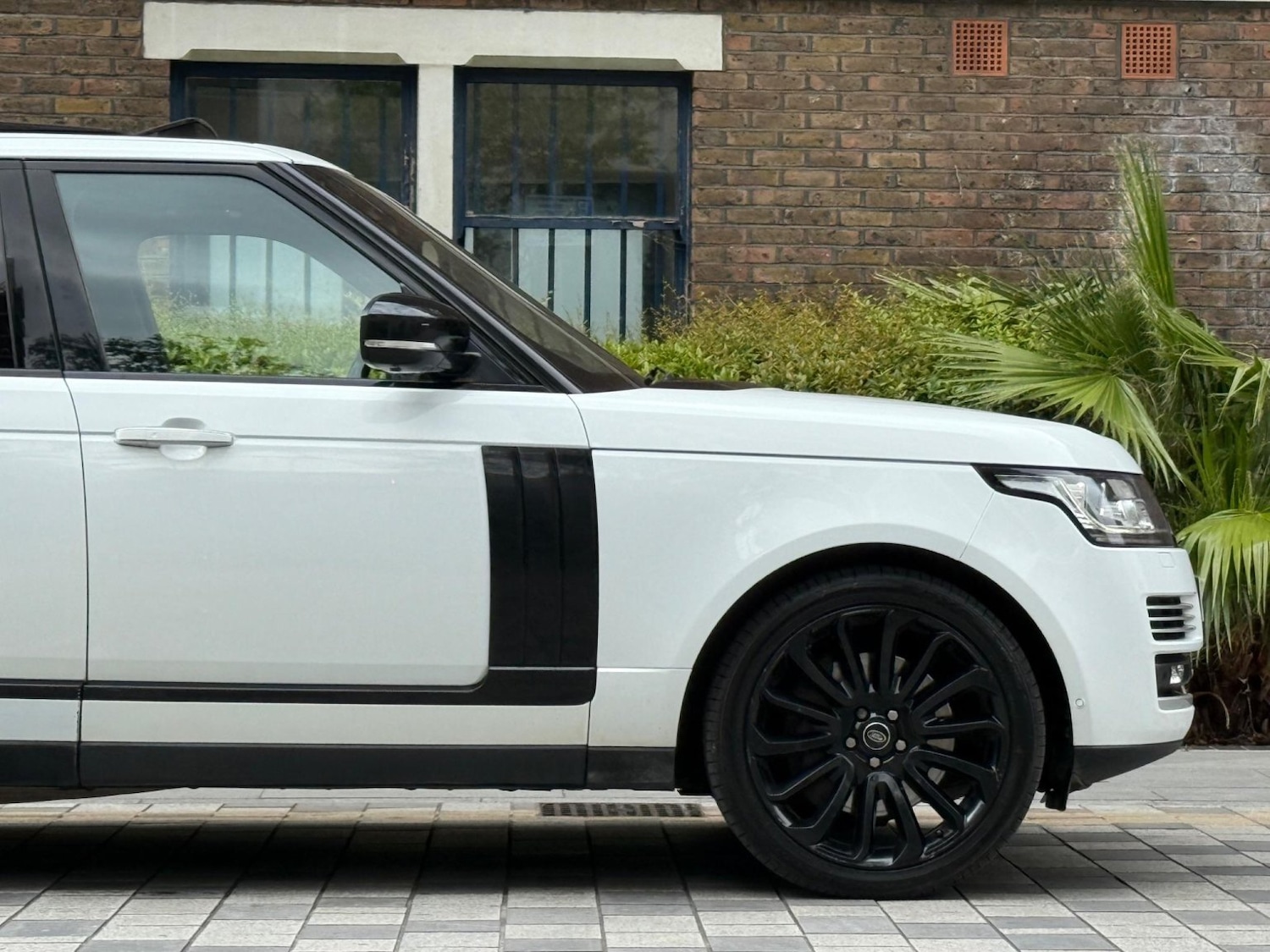 Used Land Rover Range Rover 2014 for sale - 77539187: Photo 12