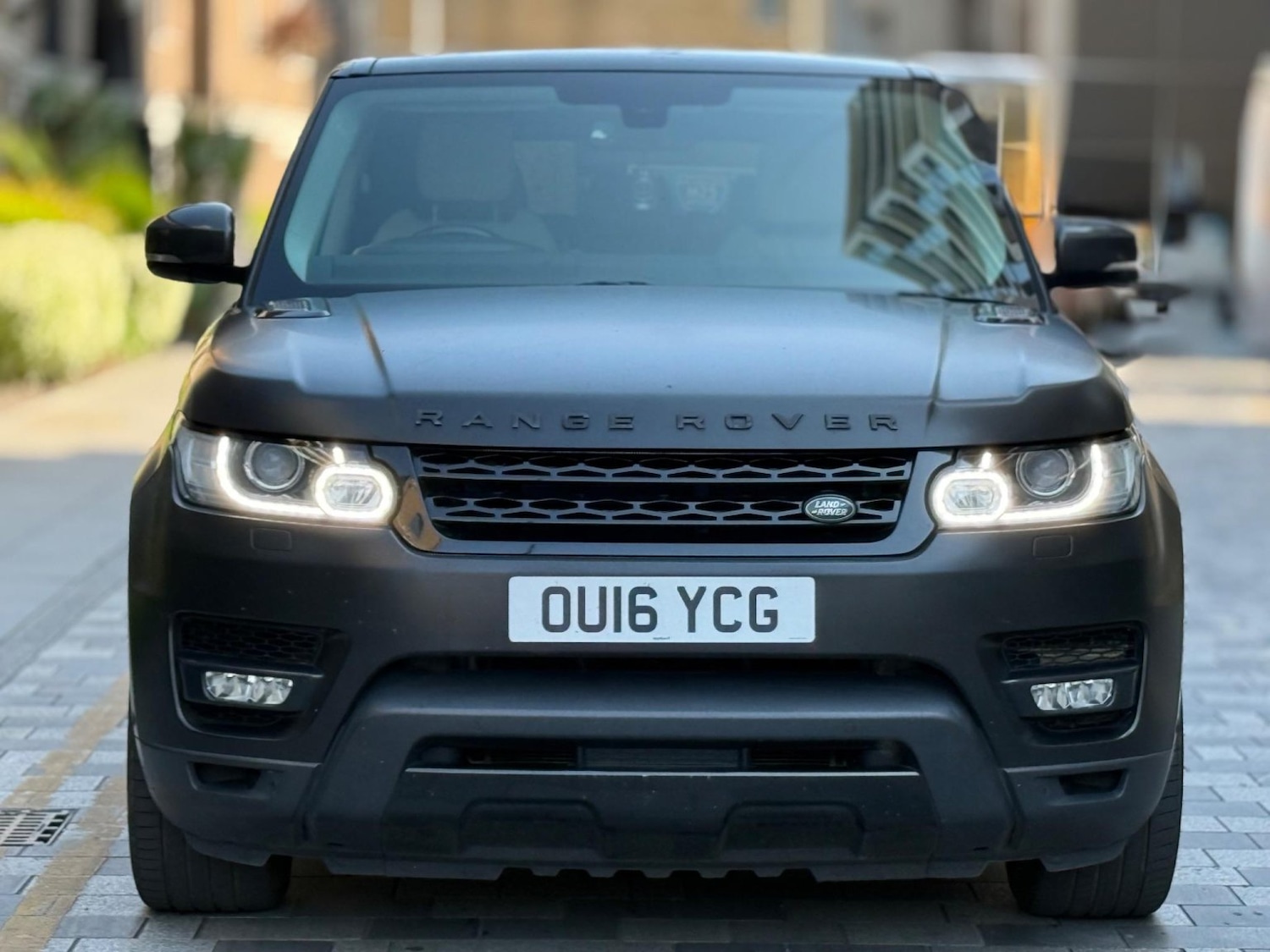 Used Land Rover Range Rover Sport 2016 for sale - 77539201: Photo 2