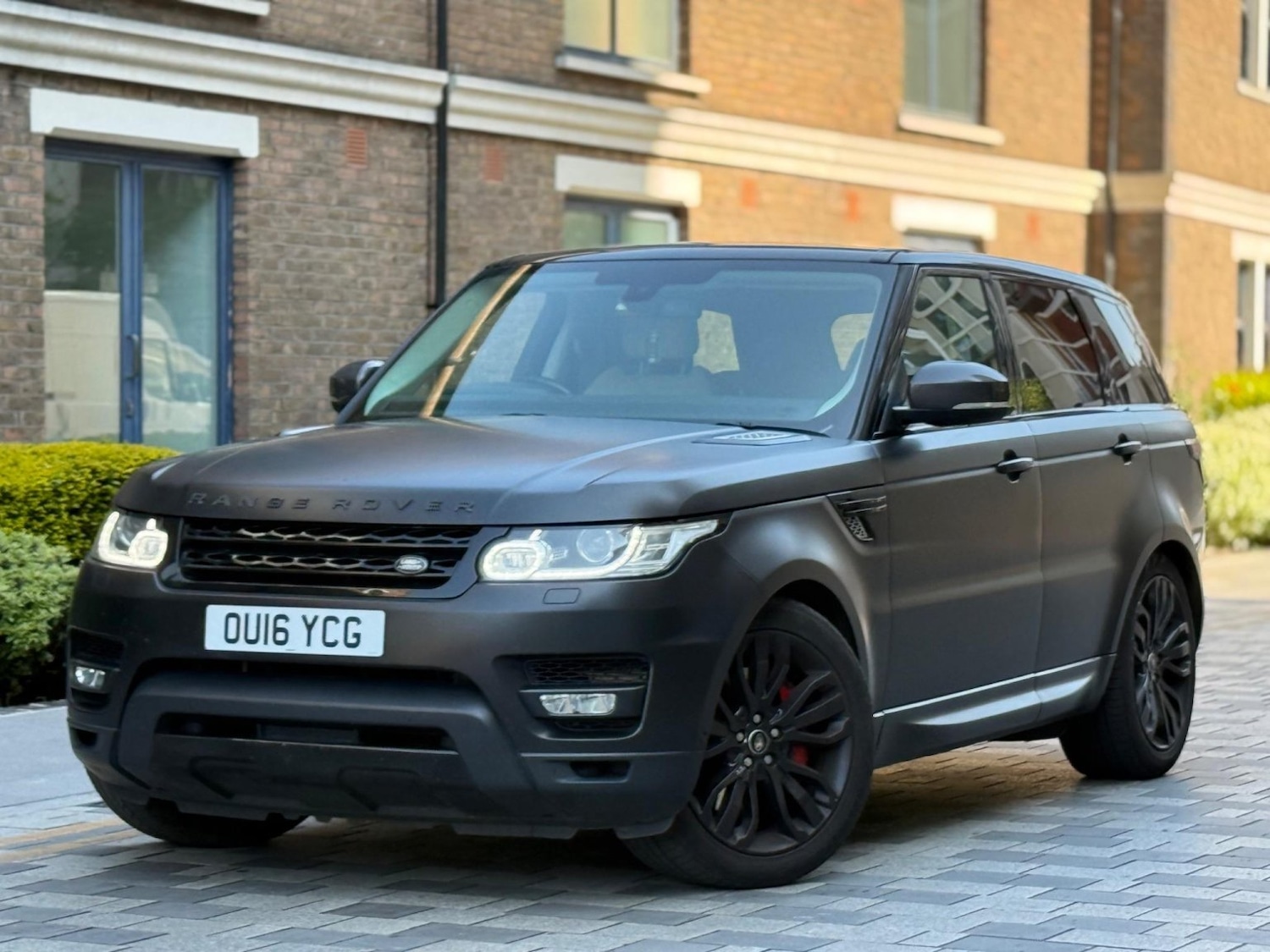 Used Land Rover Range Rover Sport 2016 for sale - 77539201: Photo 3