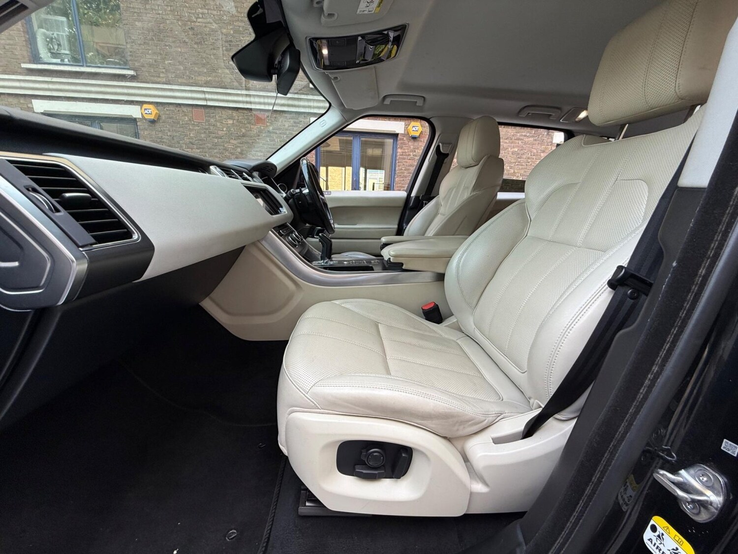 Used Land Rover Range Rover Sport 2016 for sale - 77539201: Photo 34