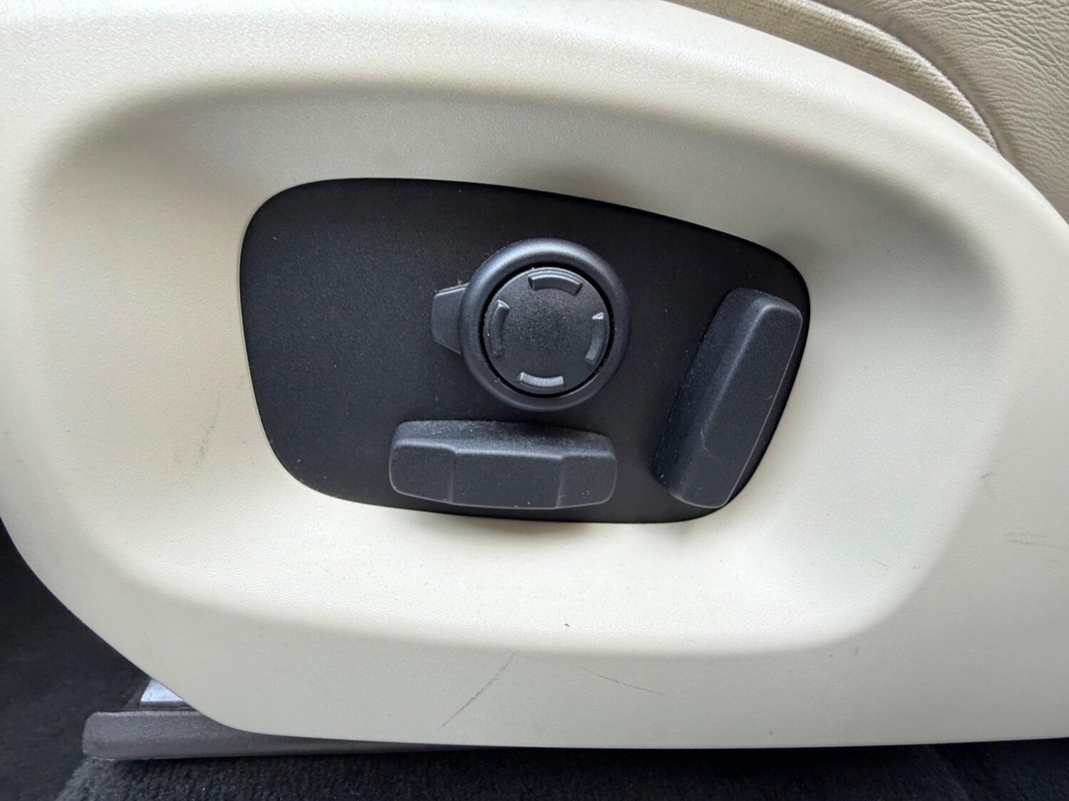 Used Land Rover Range Rover Sport 2016 for sale - 77539201: Photo 44