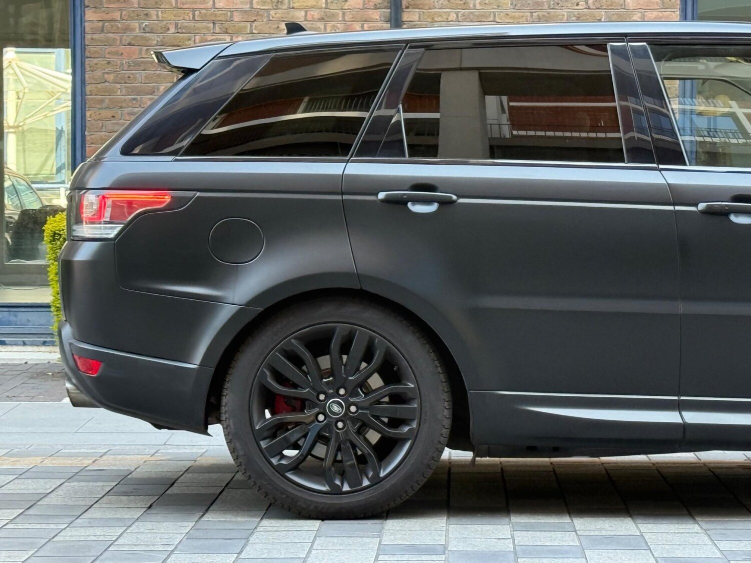 Used Land Rover Range Rover Sport 2016 for sale - 77539201: Photo 9