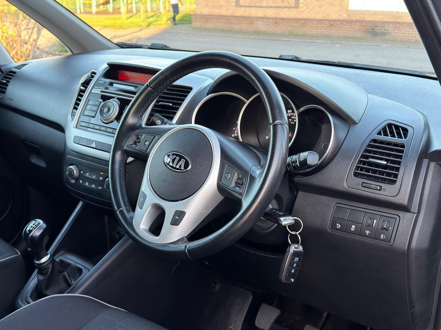 Used Kia Venga 2015 for sale - 77735676: Photo 28