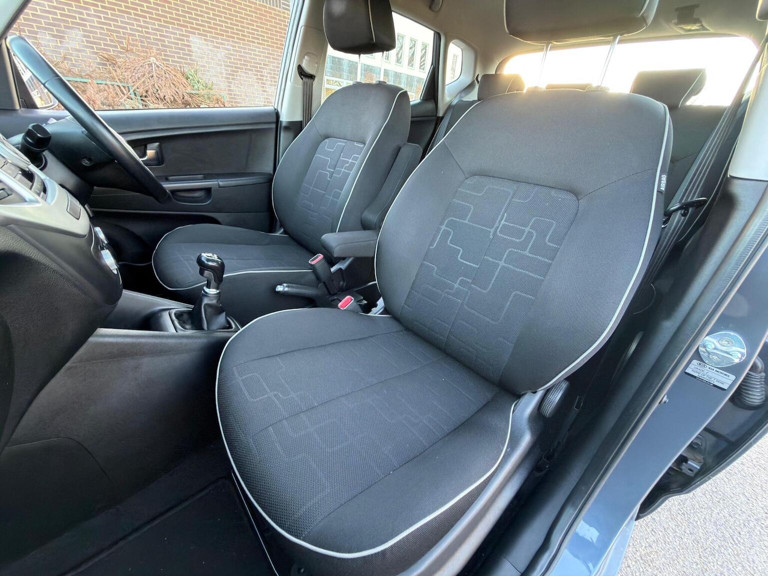 Used Kia Venga 2015 for sale - 77735676: Photo 32