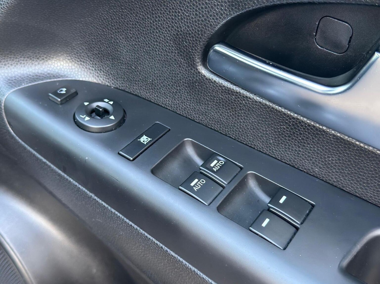 Used Kia Venga 2015 for sale - 77735676: Photo 39