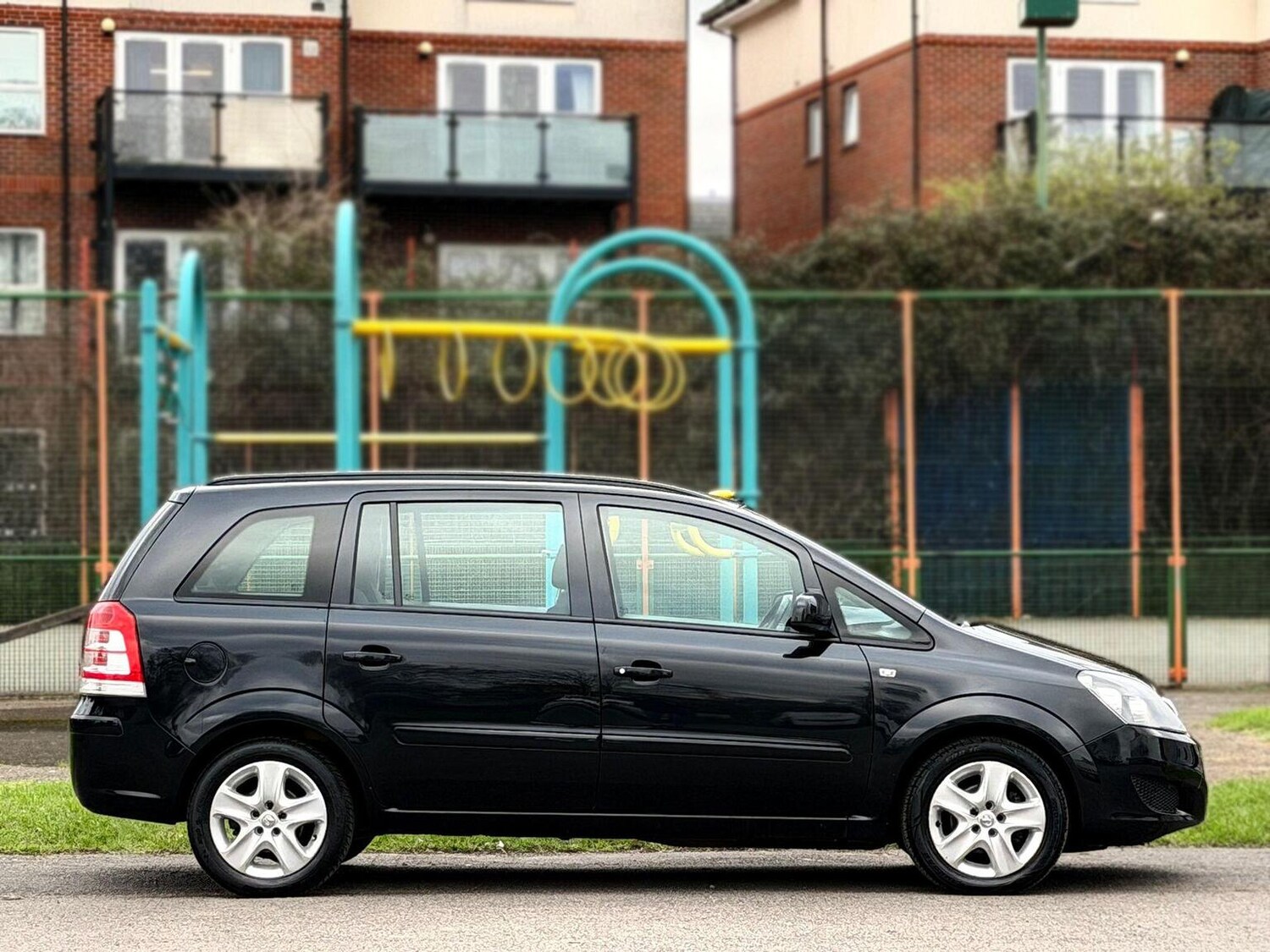 Used Vauxhall Zafira 2013 for sale - 77906595: Photo 10
