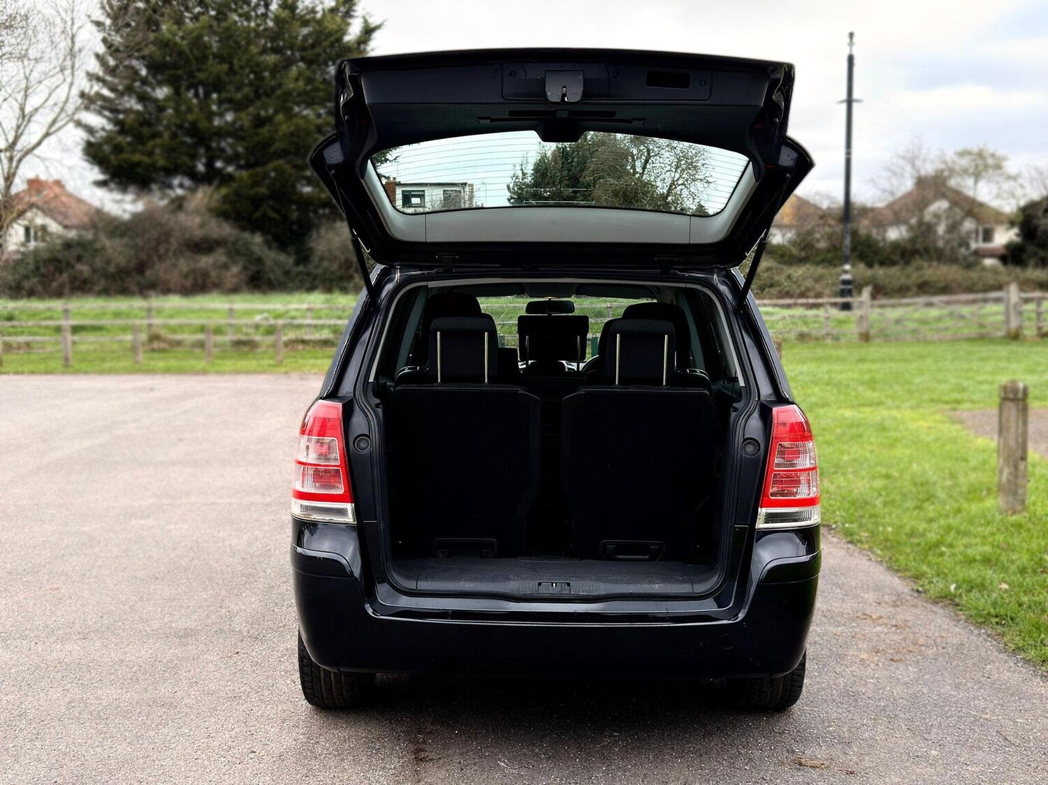 Used Vauxhall Zafira 2013 for sale - 77906595: Photo 24