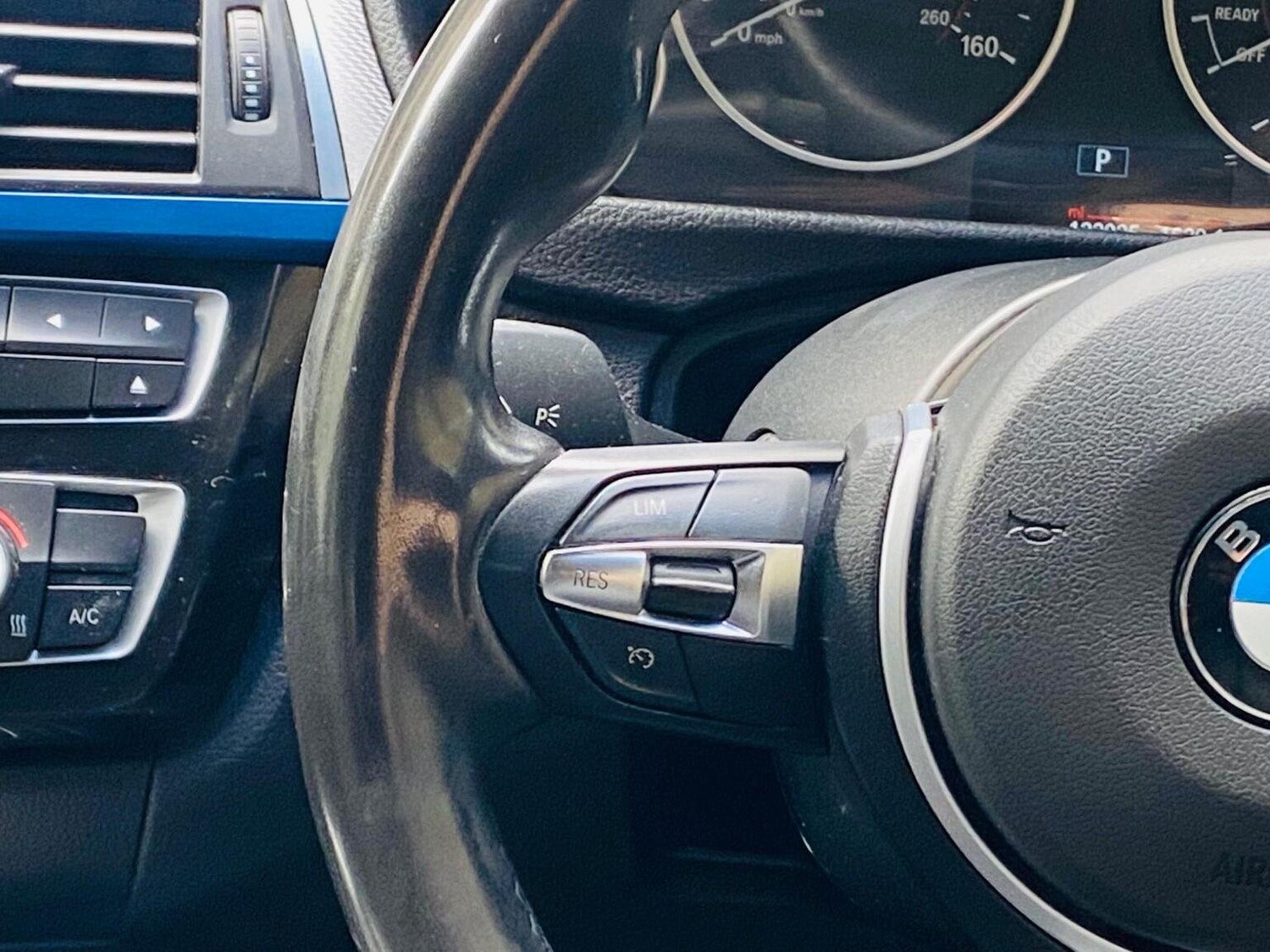 Used BMW 3 Series 2016 for sale - 77539179: Photo 37