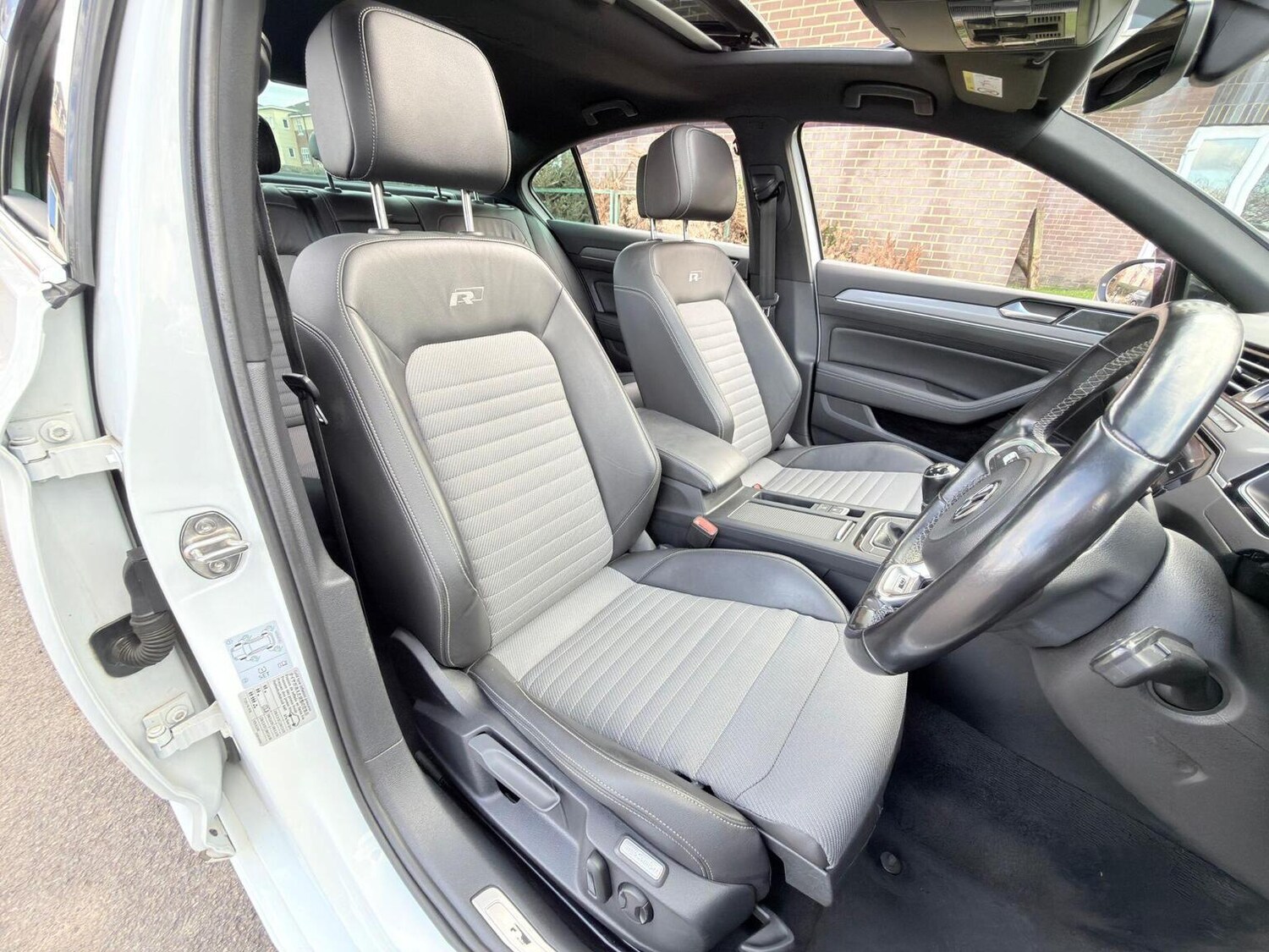 Used Volkswagen Passat 2017 for sale - 77888474: Photo 38