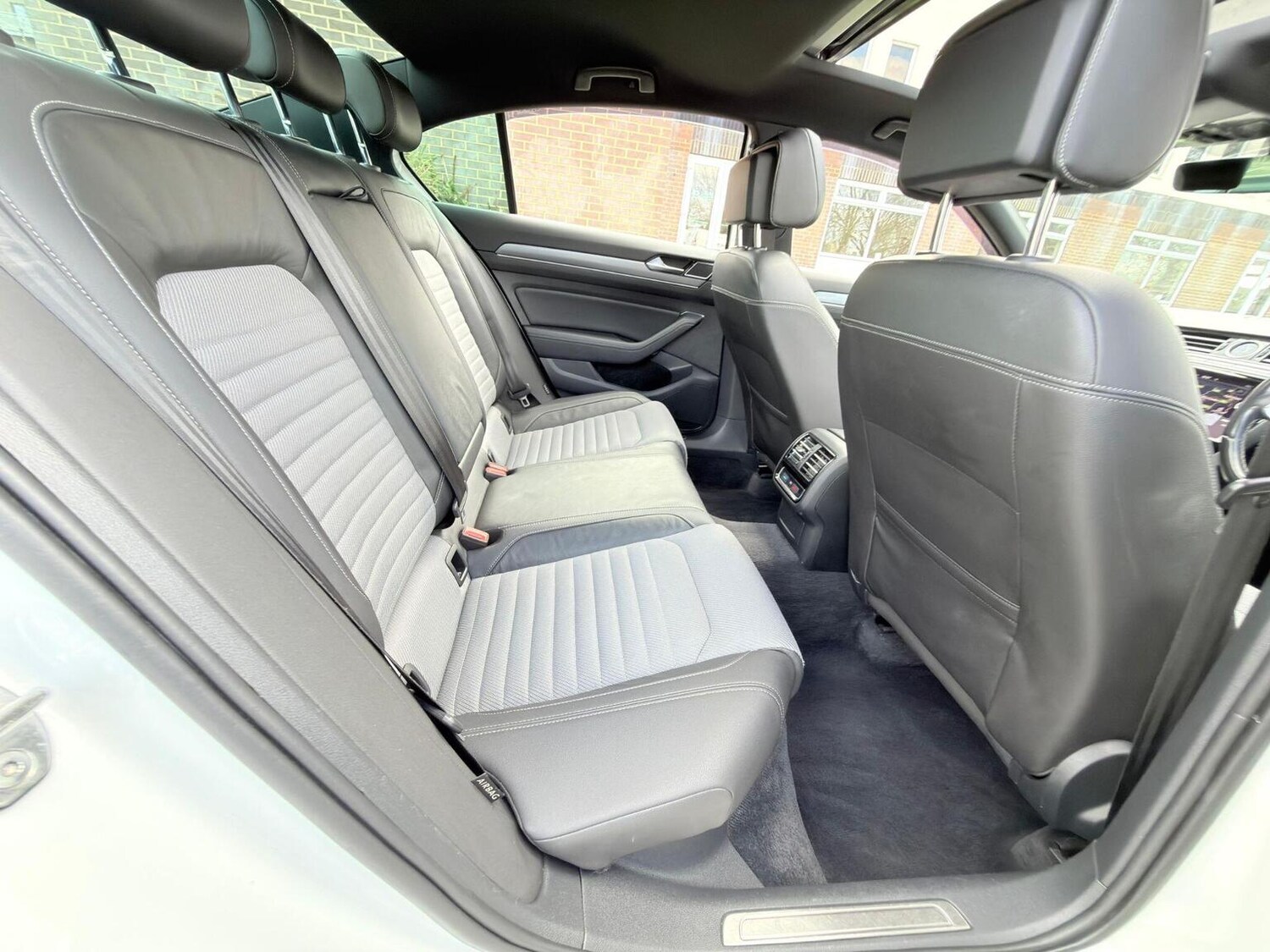 Used Volkswagen Passat 2017 for sale - 77888474: Photo 48